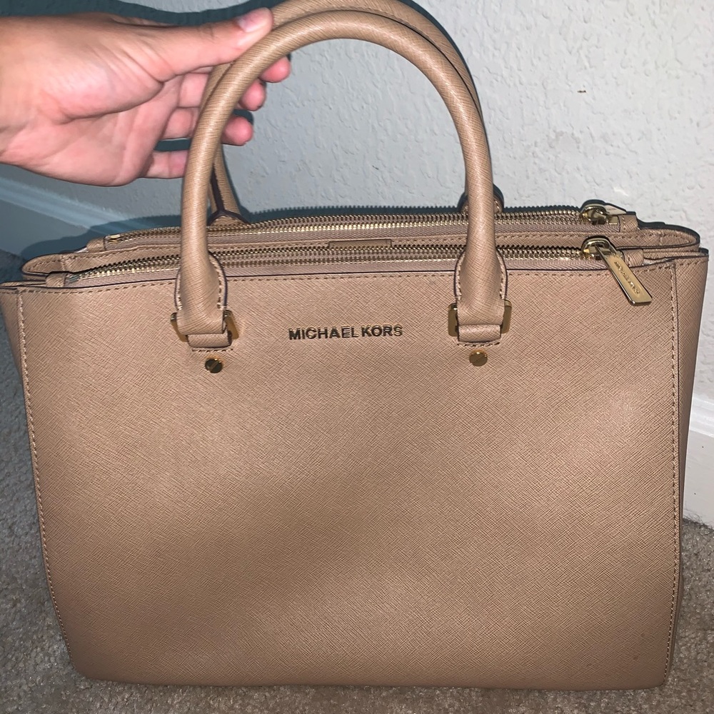 MICHAEL KORS  HANDBAG